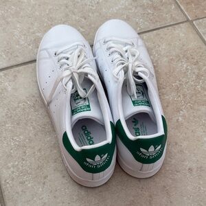 Adidas Stan Smith White Leather Sneakers with Green Heel Tab